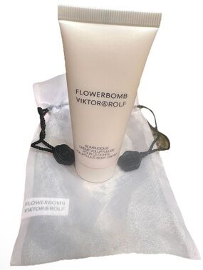 Viktor & Rolf Flowerbomb Voluptuous Body Cream 1.36 fl oz (40ml)